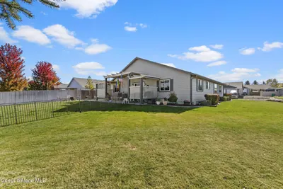 Property 26-10340 - Photo 17