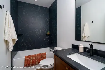 Property 26-10394 - Photo 13