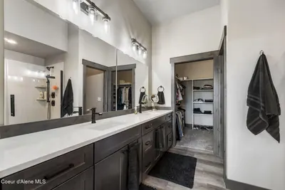 Property 26-8077 - Photo 27