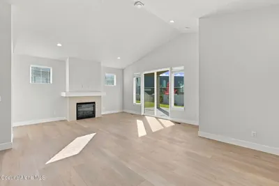 Property 26-10539 - Photo 6