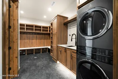 Property 26-7385 - Photo 43