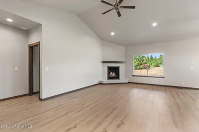 Property 26-9261 - Photo 5