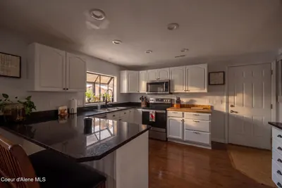 Property 26-7902 - Photo 13