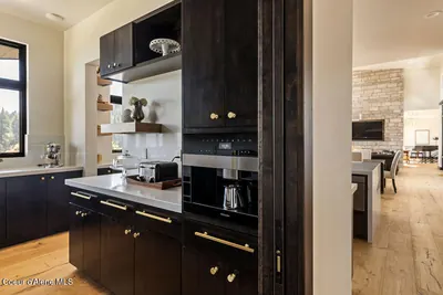 Property 26-8782 - Photo 21