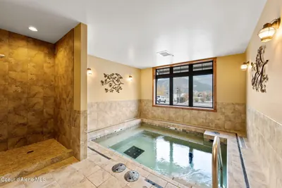Property 26-10374 - Photo 34