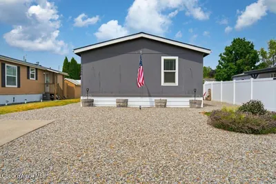 Property 26-7563 - Photo 2