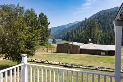 Property 26-9379 - Photo 26