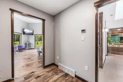 Property 26-6483 - Photo 33