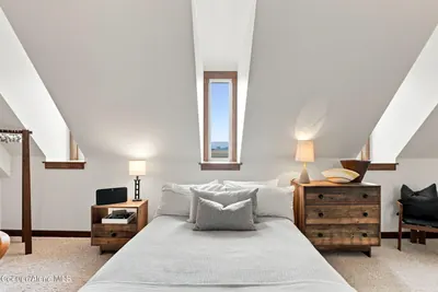 Property 26-8669 - Photo 40