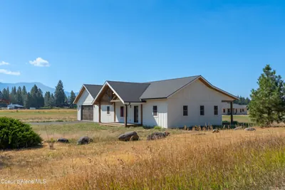 Property 26-8244 - Photo 1