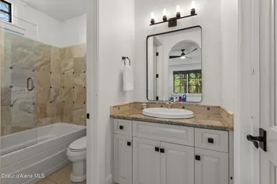 Property 26-8239 - Photo 43