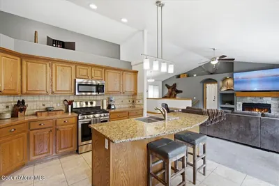 Property 26-8683 - Photo 3