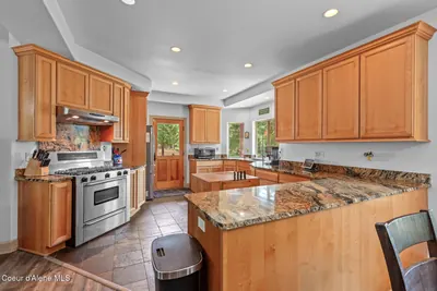 Property 26-7682 - Photo 5