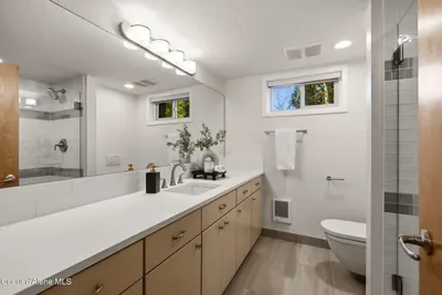 Property 26-5092 - Photo 101