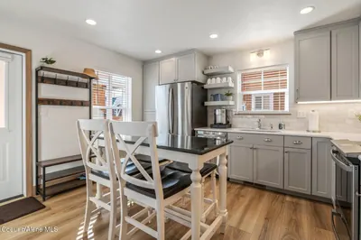 Property 25-2450 - Photo 7