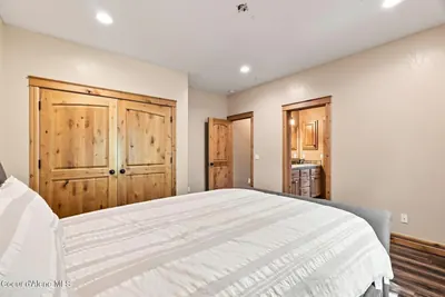 Property 26-8766 - Photo 27