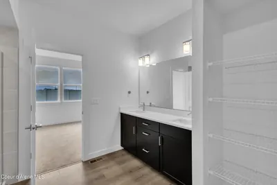 Property 26-10155 - Photo 13