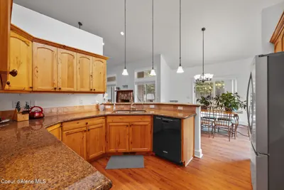 Property 26-10387 - Photo 16