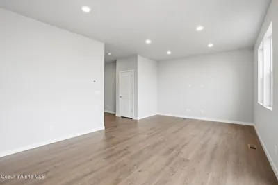 Property 26-7212 - Photo 7