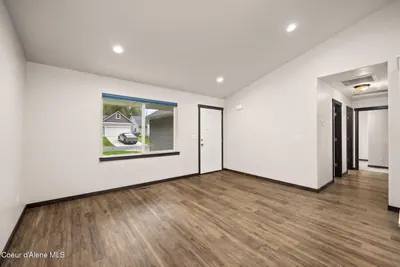 Property 26-10598 - Photo 13