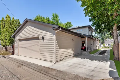 Property 26-949 - Photo 44
