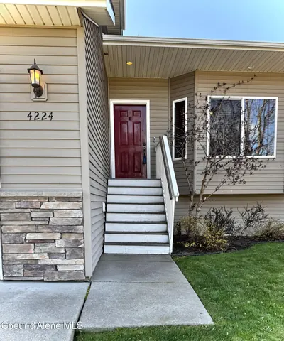 Property 26-8612 - Photo 2