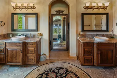 Property 26-1866 - Photo 25