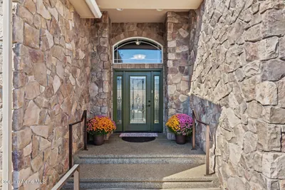 Property 26-9605 - Photo 4