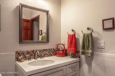 Property 26-9929 - Photo 51