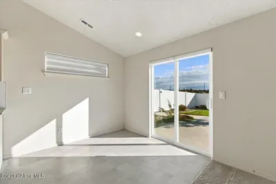 Property 26-10181 - Photo 18