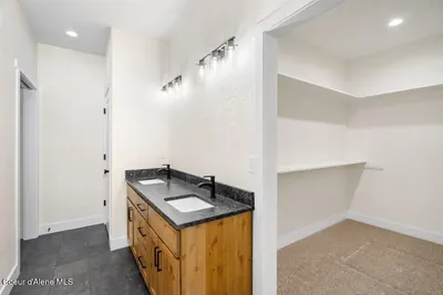 Property 26-8216 - Photo 15