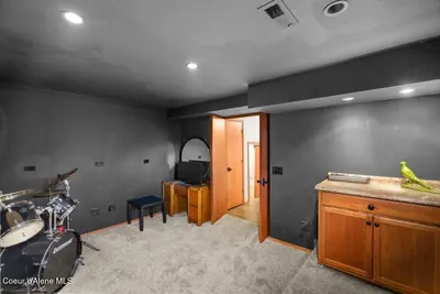 Property 26-10137 - Photo 20