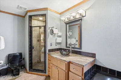 Property 26-1734 - Photo 44