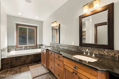 Property 26-10573 - Photo 18