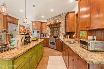 Property 26-10608 - Photo 9