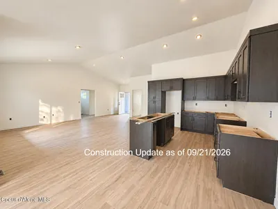 Property 26-9572 - Photo 5