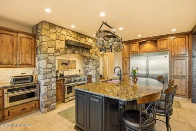 Property 26-1338 - Photo 11