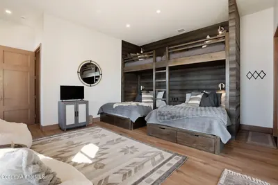 Property 26-8941 - Photo 72