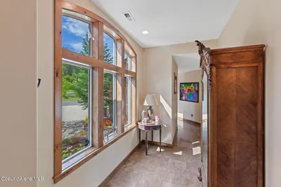 Property 26-10608 - Photo 26