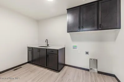 Property 26-10504 - Photo 27