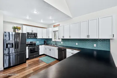 Property 26-2813 - Photo 2
