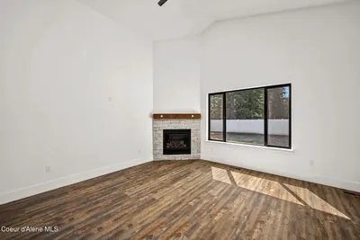 Property 26-10221 - Photo 10