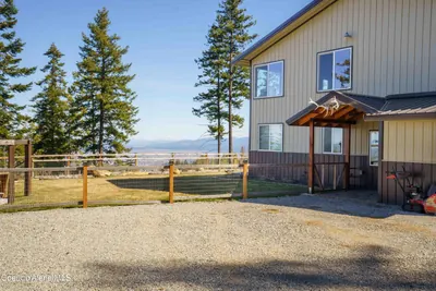 Property 26-7985 - Photo 73