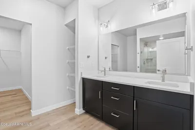 Property 26-10605 - Photo 15