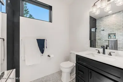 Property 26-8360 - Photo 35