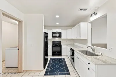 Property 26-8330 - Photo 7