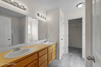 Property 26-4223 - Photo 27