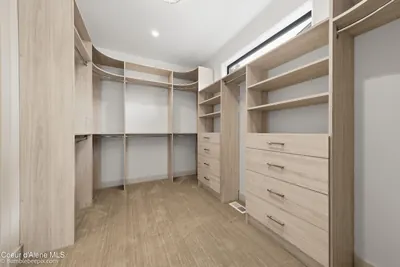 Property 26-10413 - Photo 33