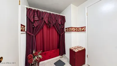 Property 26-10176 - Photo 12