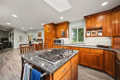 Property 26-9927 - Photo 27